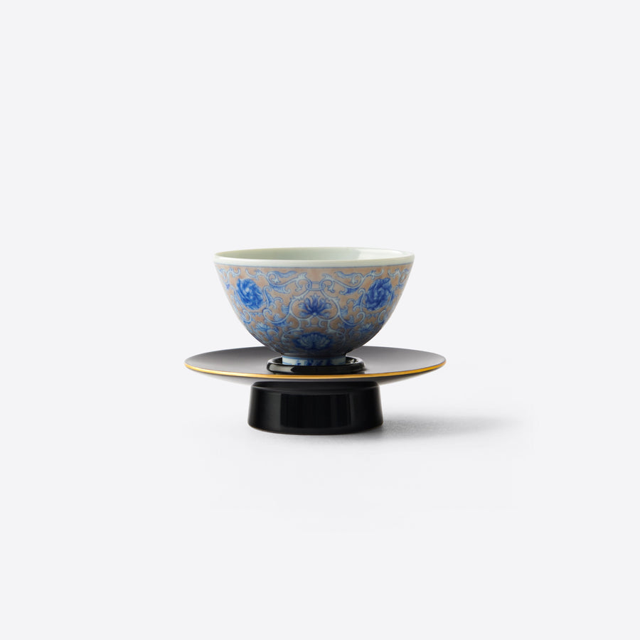 He Xin Qinghua Doucai Porcelain Teacup with Lacquer Saucer, Purple